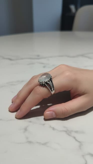 zumrud daşı: Üzük, Gümüş, Kvars, 3.01-4.00 Karat — 1