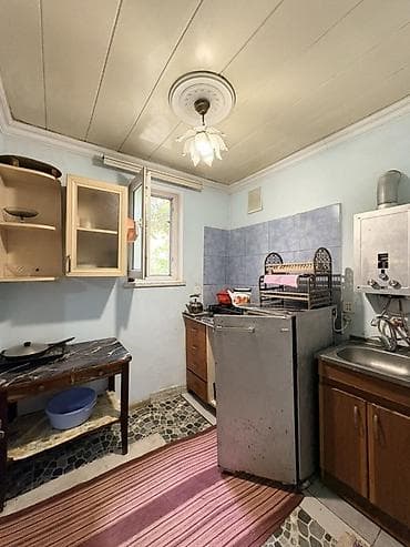 heyet evi kirayə: 20 kv. m, 1 otaqlı, Qaz, İşıq, Su — 4