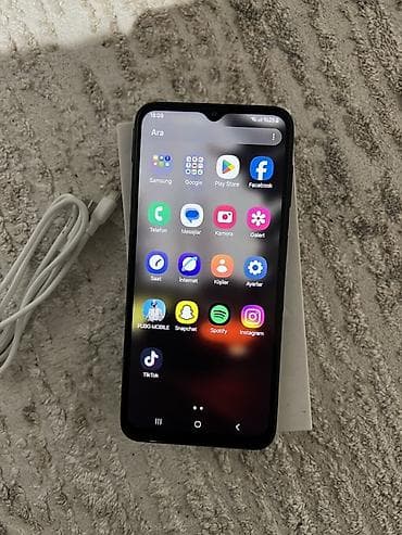 samsung telfonları: Samsung Galaxy A13, 128 GB, rəng - Qara, İki sim kartlı — 4