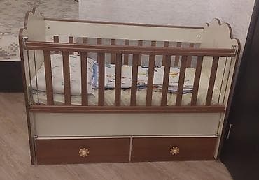 Oğlan və qız üçün, İşlənmiş, Dördbucaq, Beşik, Matras ilə, Yellənmə mexanizmsiz