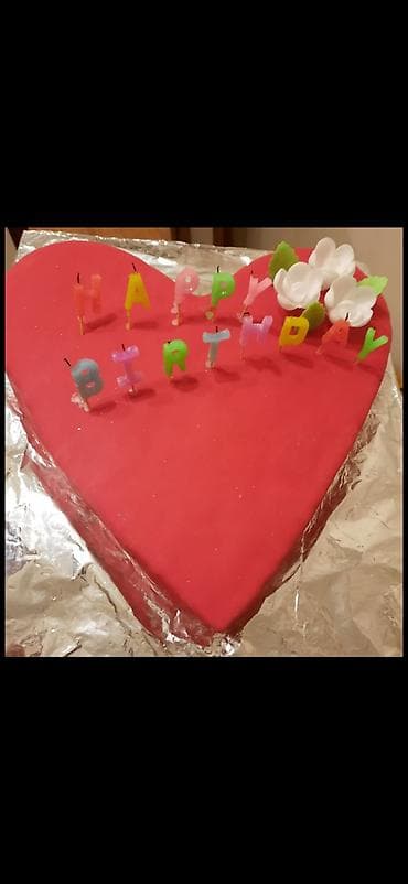 yeni il tortları 2021: Xüsusi dizayn tortlar - Şəkillərdə gördüyünüz kimi müxtəlif mövzuda — 2