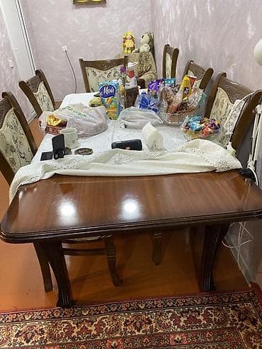 Masalar: Qonaq otağı üçün, İşlənmiş, Açılan, Dördbucaq masa, 8 stul — 2