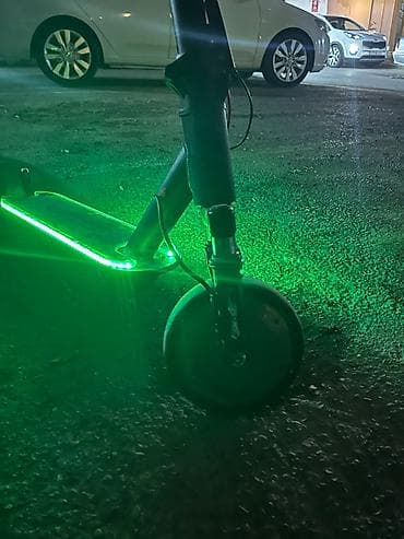 İşlənmiş Elektrik samokat 11", ≤ 250 Vt, 26 - 35 km/s, Ünvandan götürmə — 7
