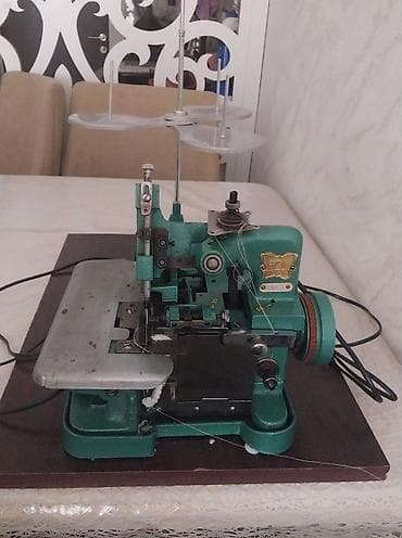 tikiş mawini: Sənaye tipli overlok tikiş maşını - Model: GNF-1D (üstündə istehsalçı — 2