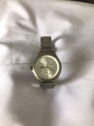 Toy paltarları və aksesuarları: İşlənmiş, Qol saatı, Casio — 4