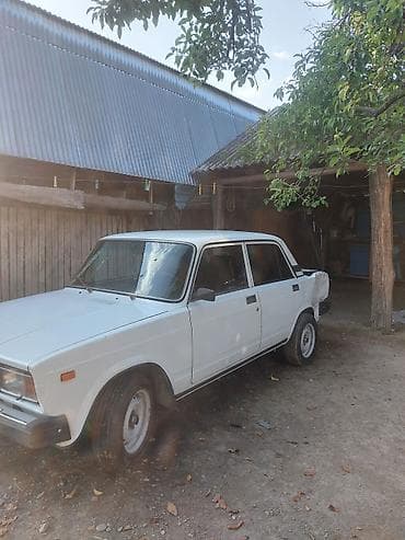 eleyus venera a: Salam Aleykum maşın idiyal vəziyyətdədir Maşın ili:2005 Motor:1.6 — 4