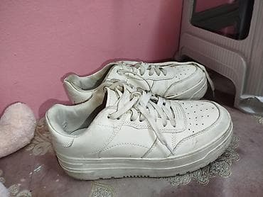 ketalar: Ağ rəngli uniseks idman ayaqqabısı - Model: aşağı boğaz, klassik — 2