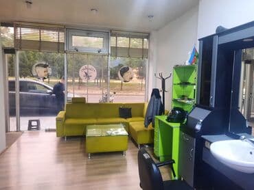 ombre balyaj saç renkleri: Kişi salonuna öz müştəriləri olan bərbər tələb olunur. Kresloya 150 — 4