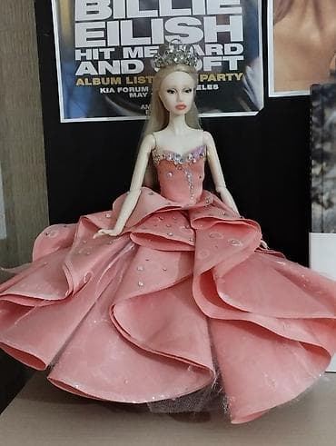 Kuklalar: Wicked Glinda kuklası. Tamamilə əl işidir. Incəliklə hazırlanıb — 3