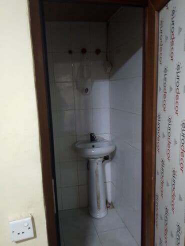 50 m2 ofislər: İcarəyə uyğun kiçik kommersiya sahəsi - Təyinat: ofis, xidmət sahəsi — 2