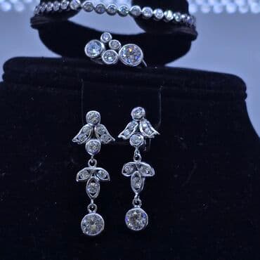 zümrüd qaşlı üzüklər: Dəstə daxildir: Üzük, Gümüş, 925 Əyar — 2