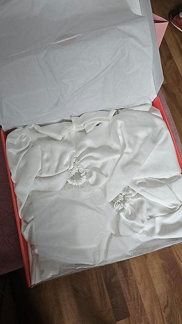 vecerni don: Ziyafət donu, Midi, S — 8