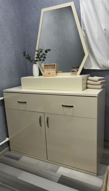 çekmece: Güzgülü — 1