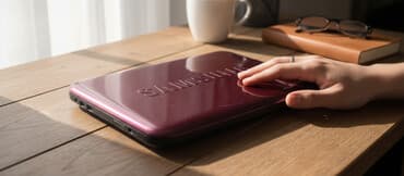 ayfon 16 pro qiymeti: Samsung netbuk – qırmızı bordovı korpuslu, kompakt 10–11 düym ekranlı — 1