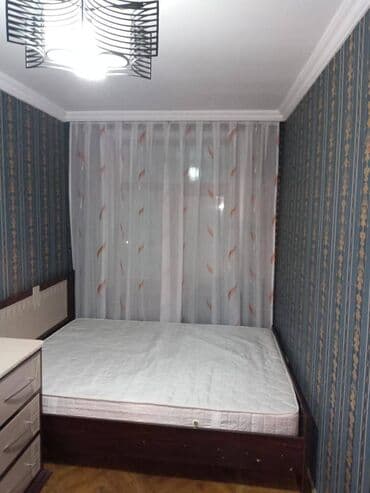 bine qesebesinde ev: Nizami rayonu,Qara Qarayev metrosu,5 mərtəbənin,2-ci mərtəbəsində 2 — 3