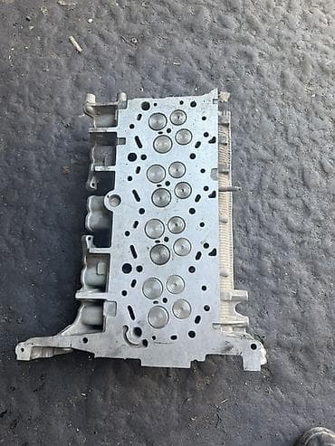 turbo az ceşqa: Qalofka ford üçün Təsvir: - Alüminium korpuslu silindr başlığı - 8 — 3