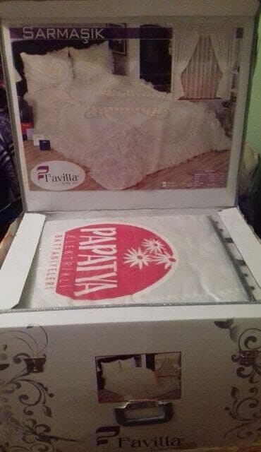 pərdələr: Turkiyenindi .ag rengdedi.perdeside var — 1