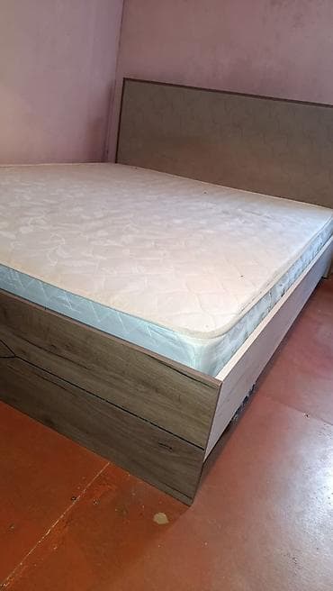 Sara11Taxt 150 manat yaxşı vəziyyətdə Madeyranındır ortopedik — 1