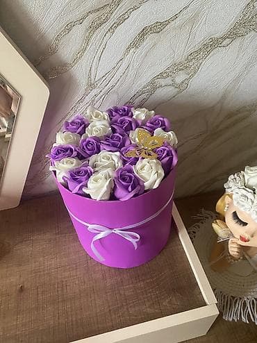 Satilirlar endirim olub .Buketler 20-15-10m