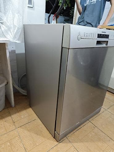 Qabyuyan maşın Siemens, Tam qabaritli (60 sm.), Quraşdırılan, İşlənmiş — 5