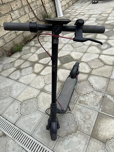 Əsas xüsusiyyətləri * Mühərrik gücü: 350 W nominal, 700 W maksimum — 3
