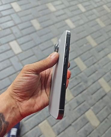 iphone 12 pro ekran: IPhone 14 Pro, Gümüşü, Simsiz şarj — 4