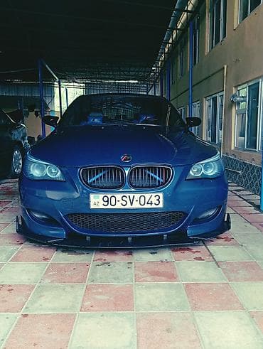 kredit ve barter masin: BMW 530: 3 l | 2003 il Sedan — 4