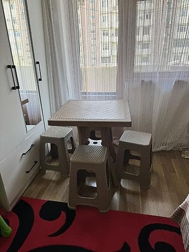 Balkon üçün, Açılmayan, Kvadrat masa, 4 stul — 2