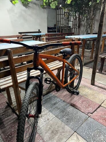 mingecevir velosiped: Şəhər və yüngül off-road üçün uyğun dağ velosipedi. - Rəng: narıncı — 2