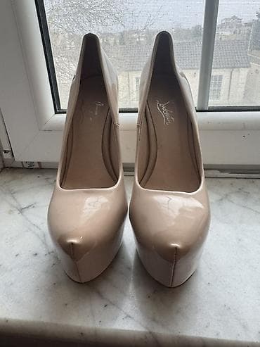 Tuflilər: Bej rəngli qadın tufliləri – 2 cüt Olcu 39 ve 40 Model 1: - — 1