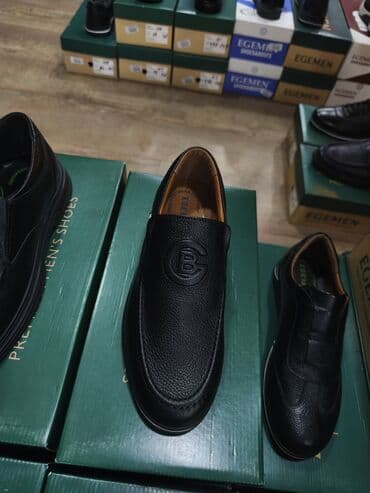 ayaqqabı кожание: Kişi ayaqqabıları – klassik və gündəlik modellər - Material: qara və — 18