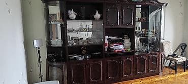 Мебель: Qonaq otağı dəsti və iki ədəd paltar şkafı - Divan-kreslo dəsti: 1 — 5