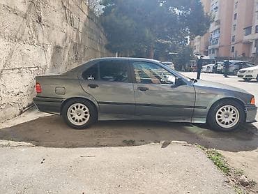 ucuz bmv: BMW 3 series: 1.8 l | 1994 il Sedan — 1