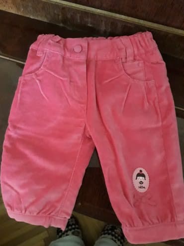 Teze velvet shalvar,istidir,geyinilmeyib,0-3 ayliq qiza,20 lalafo.az -da Teze velvet shalvar,istidir,geyinilmeyib,0-3 ayliq qiza,20