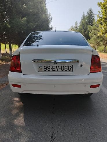 luaz satilir: VAZ (LADA) Priora: 1.6 l | 2013 il 210000 km Sedan — 3