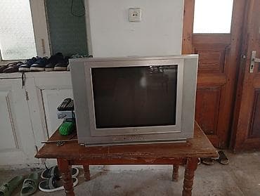tv 109 ekran: LG kineskop televizor Model: LG RT-21FD15V Ekran diaqonalı: təxminən — 1