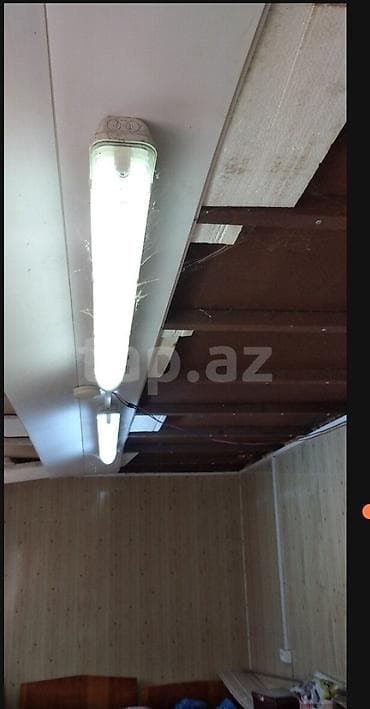 Контейнеры: Asagi qiymetde edecem 6*2,50 konteyner, deşiyi su buraxan yer yoxdu — 3
