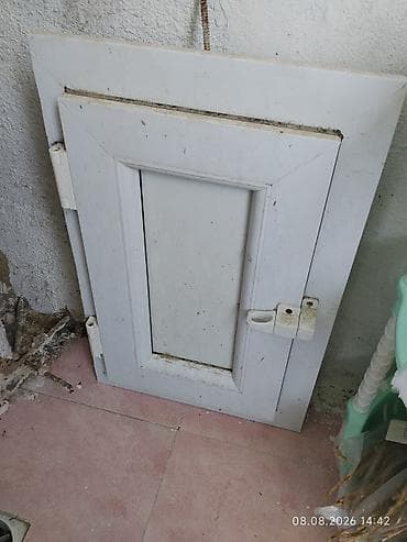 qapi ve pencere: PVC pəncərə-qapı sistemindən kiçik ölçülü lyuk/qapaq pəncərəsi - — 2