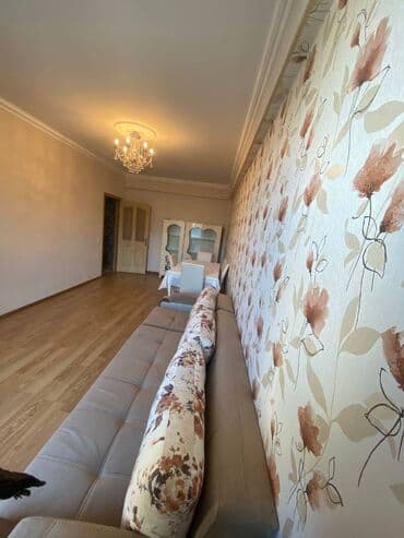 kiraye ev qarayevde: Gənclik m\s-nın düz yanında 5 mərtəbəli binanın 4-cü mərtəbəsində — 2