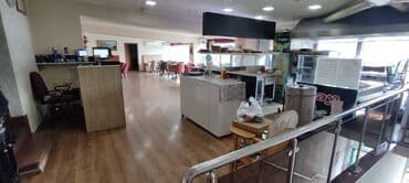 kiraye kafe verirem: Qaraev metrosunun yaxınlığında yol kənarı,sahəsi 150kv/m olan,obyekt — 2