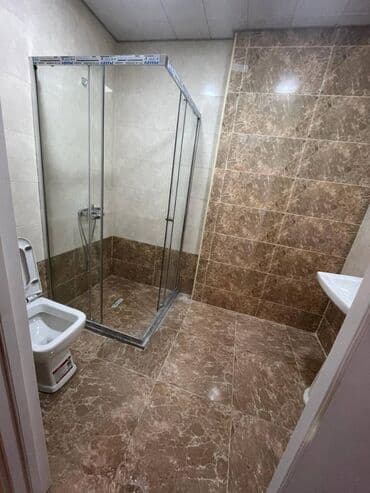 1 otaqlı kohnə tikili: Mənzil kirayə verilir. 2 otaq, 58 kv, 14.11 ci mərtəbə, əşyasız — 3