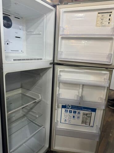 Qabyuyan maşınlar: 2 qapılı Samsung Soyuducu Satılır, rəng - Gümüşü — 2