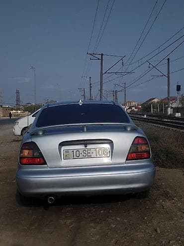 2002 ford transit: Daewoo Leganza: 2 l | 2002 il Sedan — 5