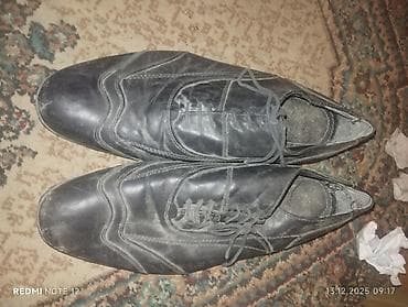 qaqa stili: 2 ədəd kişilər üçün qış gödəkçəsi dəsti 1) Qırmızı-qara kapüşonlu — 10