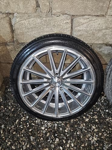 avto kalonkalar: 235 40 18 çat svarka heçnə yoxdu endirim olunacaq — 3