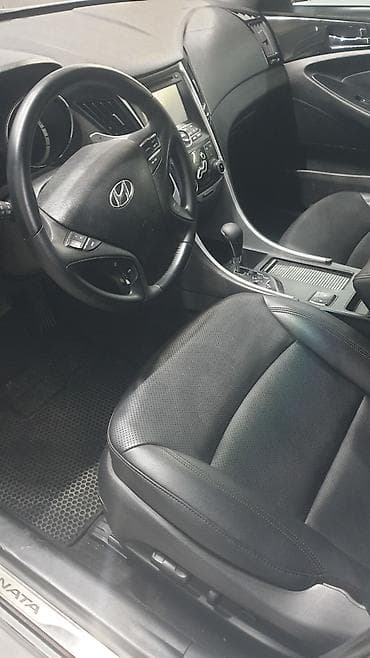 Hyundai Sonata: 2.4 л | 2012 г. Седан — 3