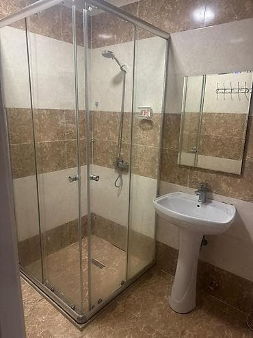 islenmis metbex mebeli satilir: Ailəyə kirayə verilir. Aylıq komendant pulu qiymətə daxil deyil — 9