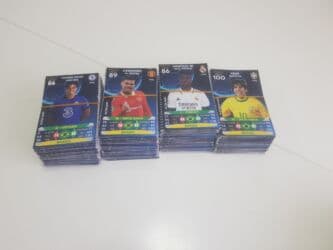 imzalı futbol topu: Türk futbol kartları kolleksiyası.Əfsanə futbol kartları var misal — 2