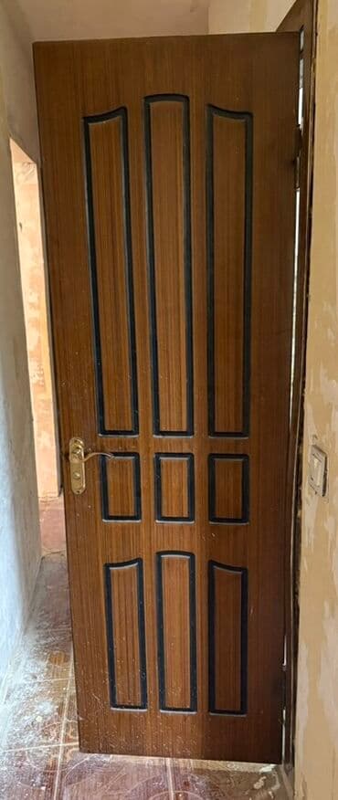 qapı işlənmiş: Taxta interyer qapısı – (3 əd, istifadə olunmuş) klassik dizayn — 1