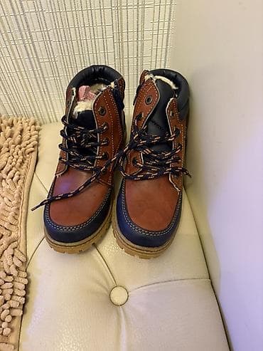 sari batinka: Uşaq üçün qış botları – WORKERS marka - Ölçü: 34 (dabanın iç — 3